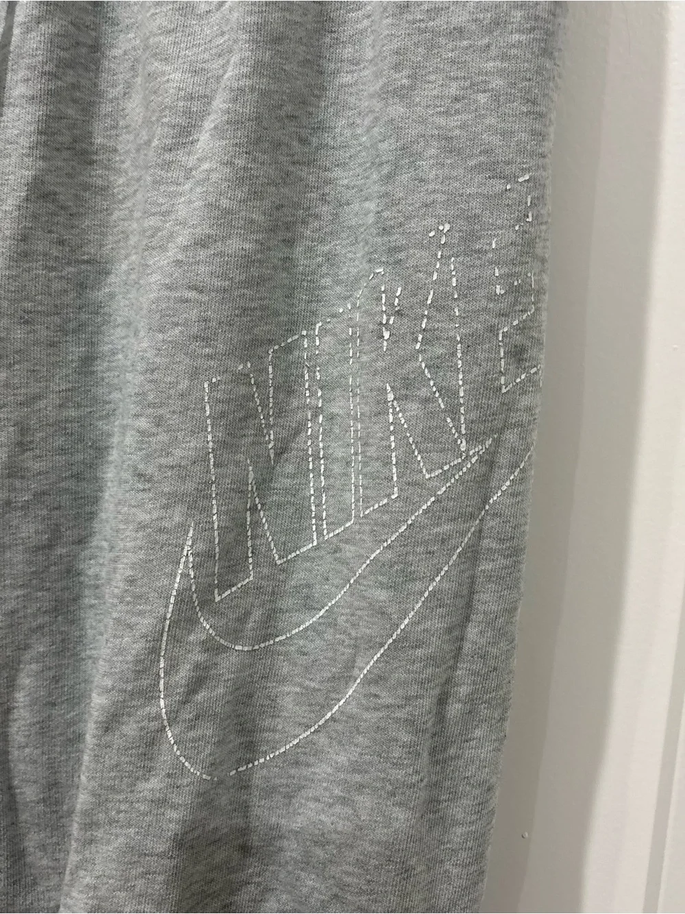 Nike Light Gray Men's Fleece Joggers with Drawstring